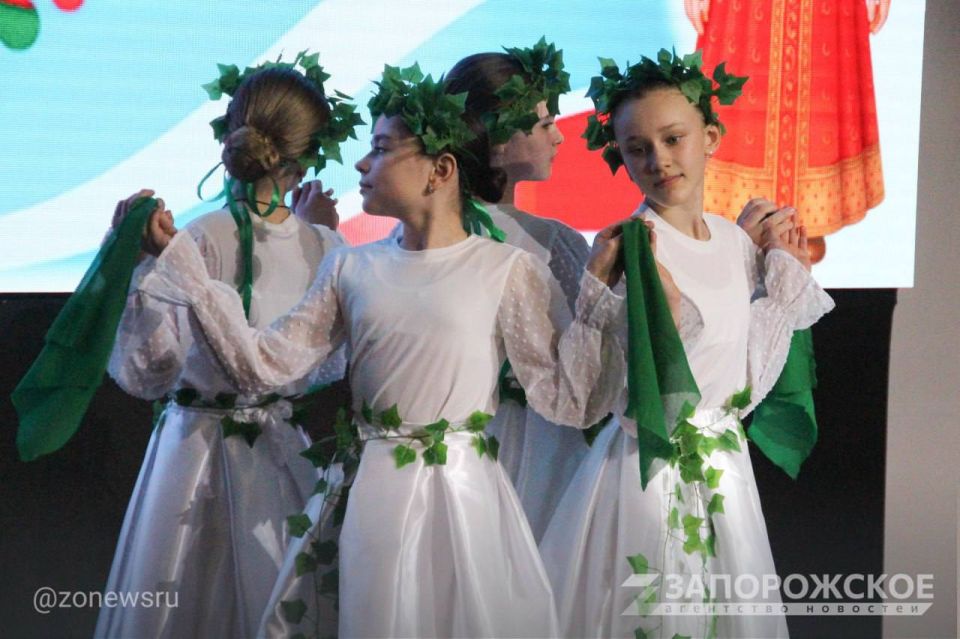 «Две сестры: Россия и Беларусь» «Две сестры: Россия и Беларусь»