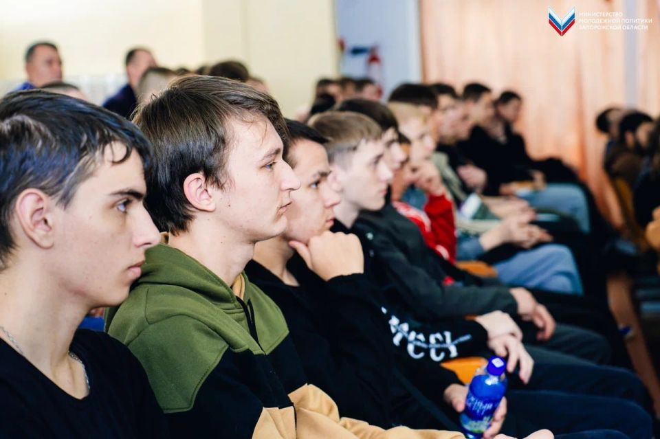 «Чистое поколение 2026»: для студентов провели лекцию о вреде зависимостей «Чистое поколение 2026»: для студентов провели лекцию о вреде зависимостей
