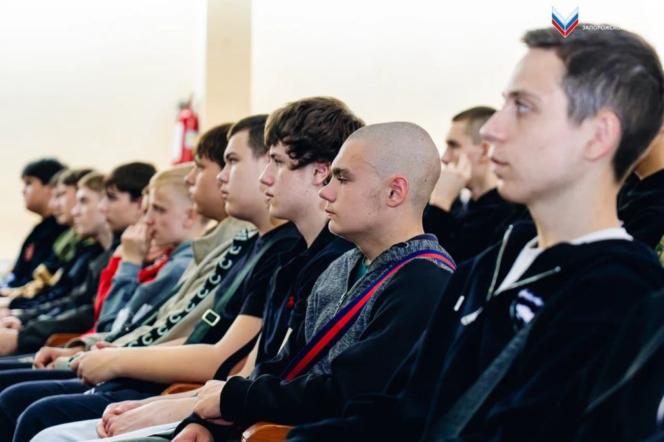 «Чистое поколение 2026»: для студентов провели лекцию о вреде зависимостей «Чистое поколение 2026»: для студентов провели лекцию о вреде зависимостей