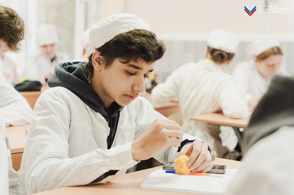 Студенты познакомились с техникой валяния вместе с проектом «Таланты юга»! Студенты познакомились с техникой валяния вместе с проектом «Таланты юга»!