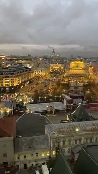 Доброе утро из самого сердца России — Москвы!