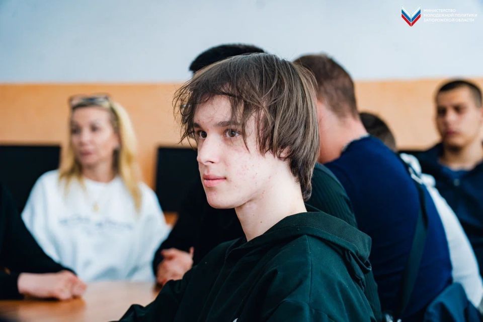 «ГосСтарт.Диалог»: студенты встретились с управляющей Отделением Социального фонда России «ГосСтарт.Диалог»: студенты встретились с управляющей Отделением Социального фонда России