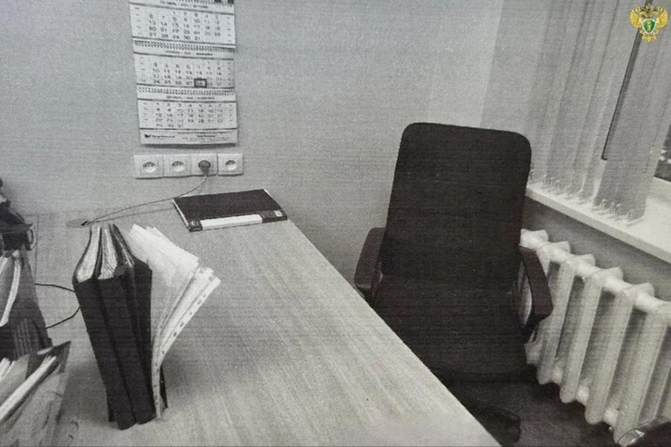 Работница оператора связи в Мелитополе следила за звонками бывшего супруга