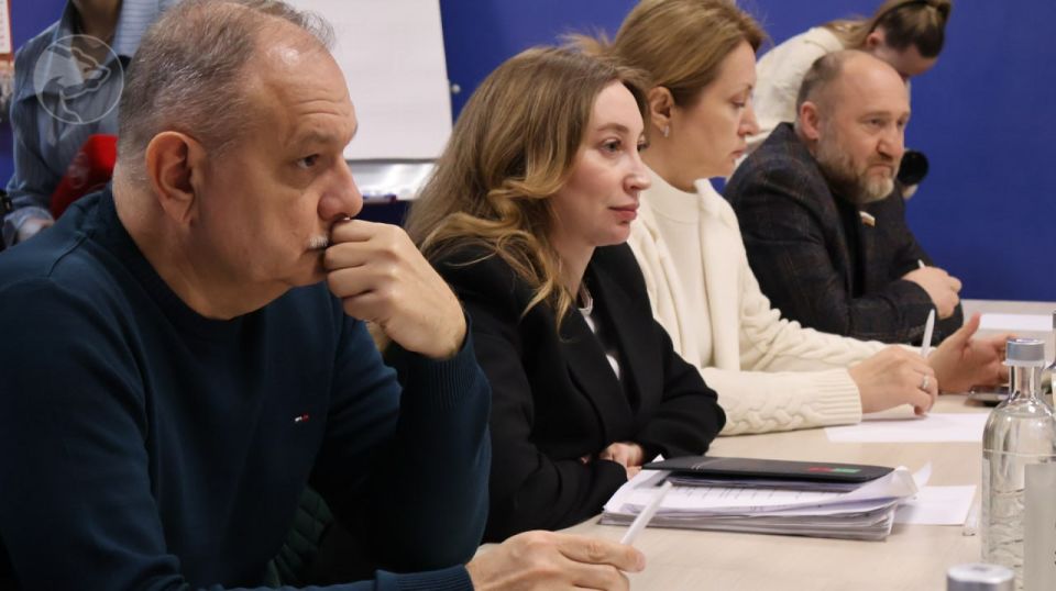 Запорожскую область с рабочим визитом посетил депутат Единой России Госсовета Республики Крым Алексей Тихомиров Запорожскую область с рабочим визитом посетил депутат Единой России Госсовета Республики Крым Алексей Тихомиров