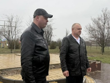 Глава Мелитопольского округа осмотрел площадку будущего ФОКОТа в селе Новобогдановка