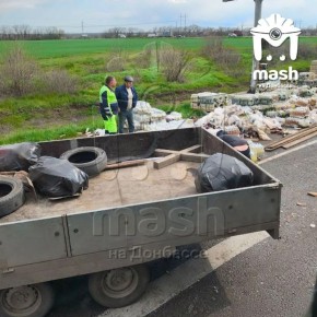 Под Мелитополем на трассе перевернулась фура с энергетиками и алкоголем