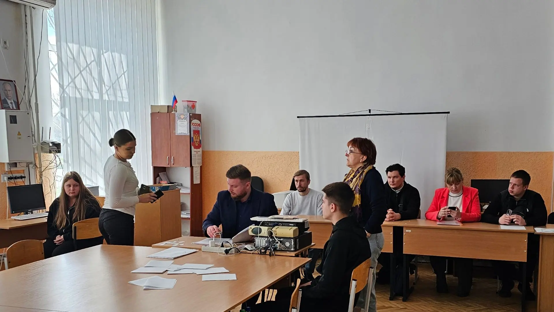 9 апреля на базе ГБПОУ "Мелитопольский многопрофильный колледж" прошла региональная олимпиада по информатике среди студентов СПО 1 курса 9 апреля на базе ГБПОУ "Мелитопольский многопрофильный колледж" прошла региональная олимпиада по информатике среди студентов СПО 1 курса