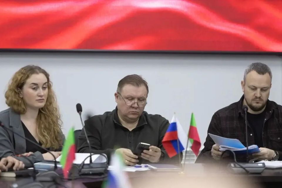 Евгений Балицкий: Прошло оперативное совещание с Администрацией Губернатора и Правительства Запорожской области, где обсудили жизнедеятельность региона в условиях вынужденного ограничения электроснабжения в связи с... Евгений Балицкий: Прошло оперативное совещание с Администрацией Губернатора и Правительства Запорожской области, где обсудили жизнедеятельность региона в условиях вынужденного ограничения электроснабжения в связи с...