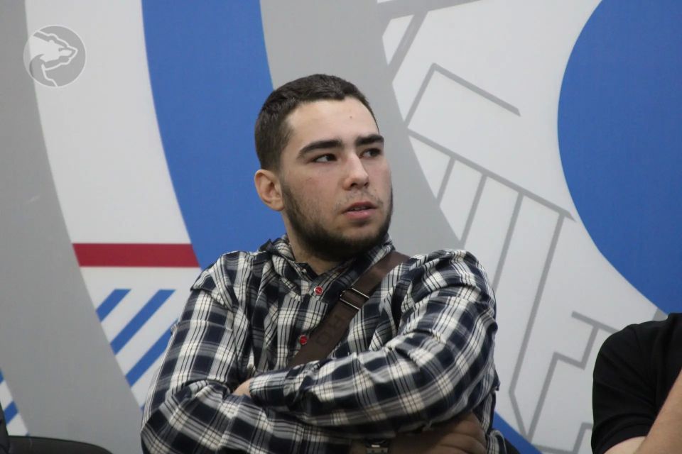 Мелитополе Единая Россия и общество «Знание» провели очередной этап совместного проекта для студентов многопрофильного колледжа Мелитополе Единая Россия и общество «Знание» провели очередной этап совместного проекта для студентов многопрофильного колледжа