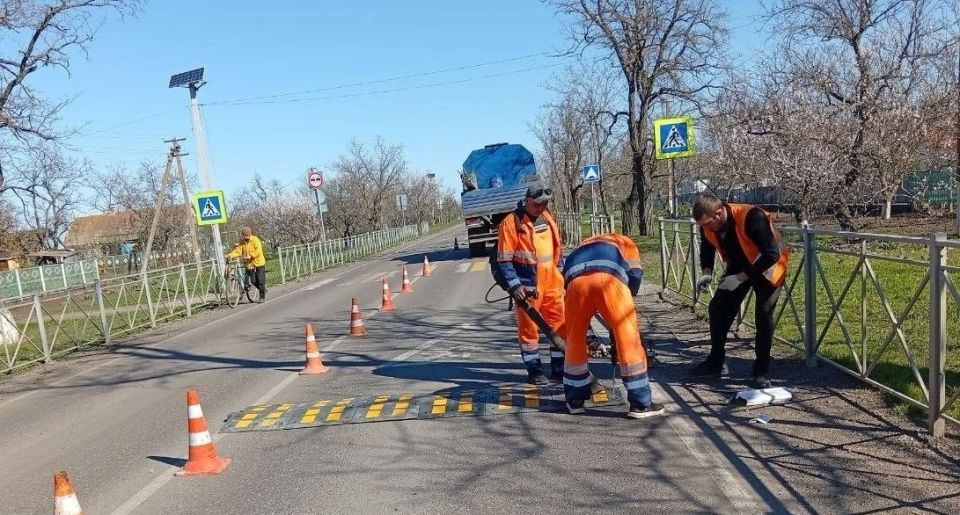 ГУП «УАЗО» продолжает выполнять работы по обеспечению безопасности дорожного движения на территории Запорожской области ГУП «УАЗО» продолжает выполнять работы по обеспечению безопасности дорожного движения на территории Запорожской области