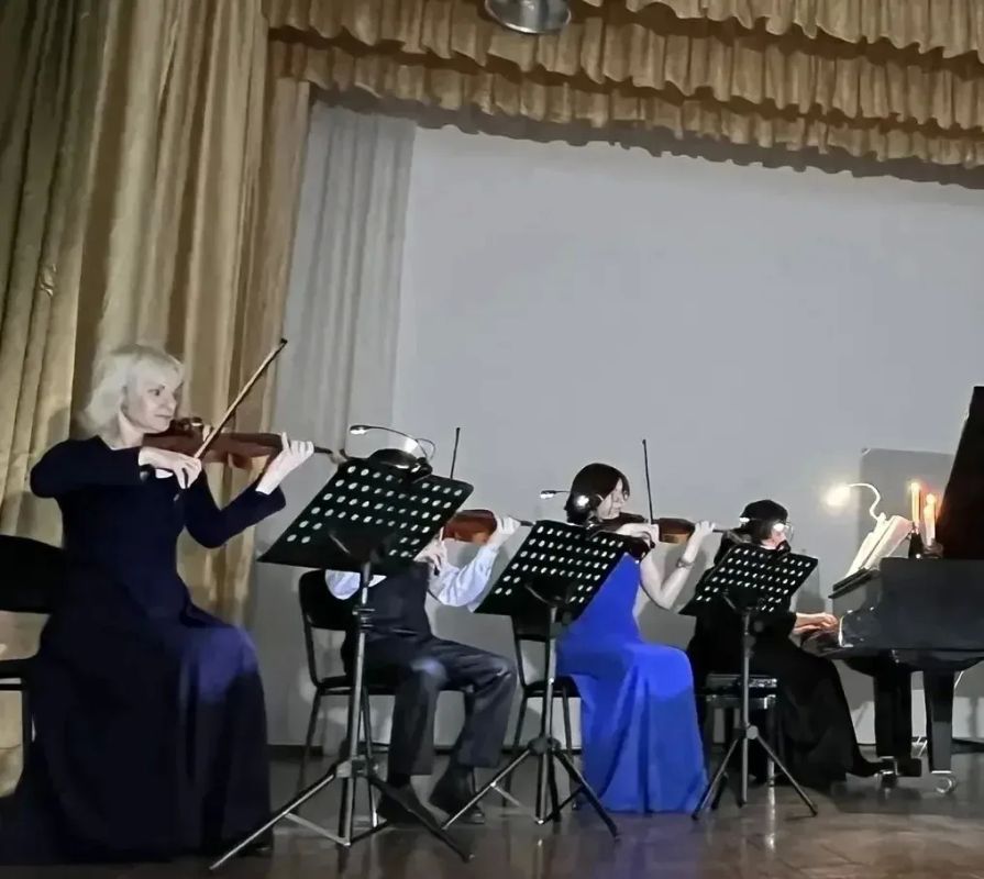 КОНЦЕРТ ПРИ СВЕЧАХ. Прошел в Детской школе искусств КОНЦЕРТ ПРИ СВЕЧАХ. Прошел в Детской школе искусств