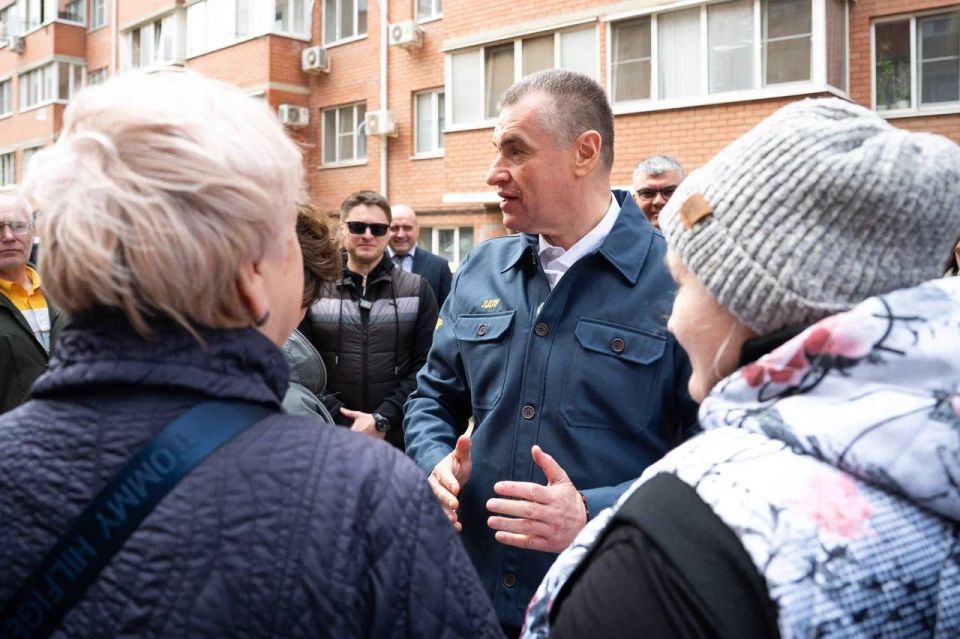 По итогам рабочей поездки в столицу Кубани Председателя ЛДПР Леонида Слуцкого обозначились две системные проблемы федерального масштаба, требующие срочного вмешательства: хаотичная застройка без социальной инфраструктуры и... По итогам рабочей поездки в столицу Кубани Председателя ЛДПР Леонида Слуцкого обозначились две системные проблемы федерального масштаба, требующие срочного вмешательства: хаотичная застройка без социальной инфраструктуры и...