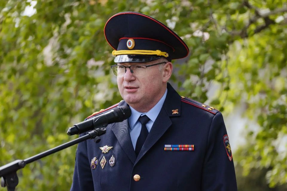 В Мелитополе прошла церемония возложения цветов к мемориалу ликвидаторам аварии на Чернобыльской атомной электростанции, приуроченная к 40-й годовщине трагедии В Мелитополе прошла церемония возложения цветов к мемориалу ликвидаторам аварии на Чернобыльской атомной электростанции, приуроченная к 40-й годовщине трагедии