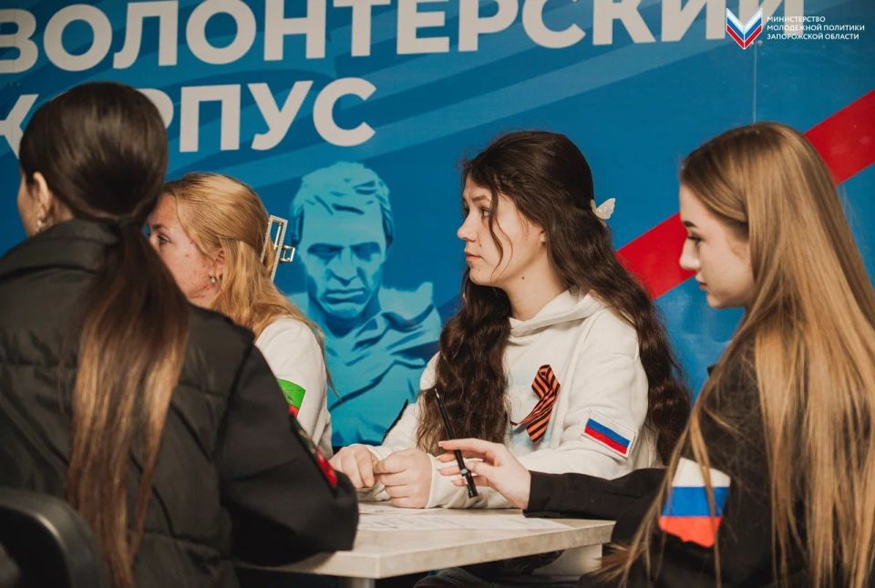 130 лет со Дня рождения Георгия Жукова: в Мелитополе прошёл «Диктант Победы» 130 лет со Дня рождения Георгия Жукова: в Мелитополе прошёл «Диктант Победы»
