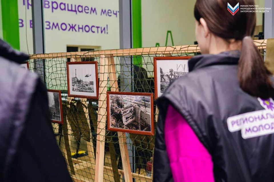 В Мелитополе прошла фотовыставка, посвящённая 40-й годовщине трагедии на Чернобыльской атомной электростанции В Мелитополе прошла фотовыставка, посвящённая 40-й годовщине трагедии на Чернобыльской атомной электростанции