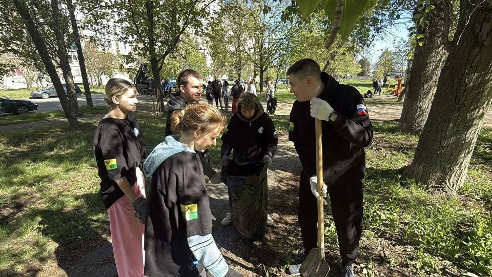 Чистота начинается с нас: Мелитополь на Всероссийском субботнике Чистота начинается с нас: Мелитополь на Всероссийском субботнике