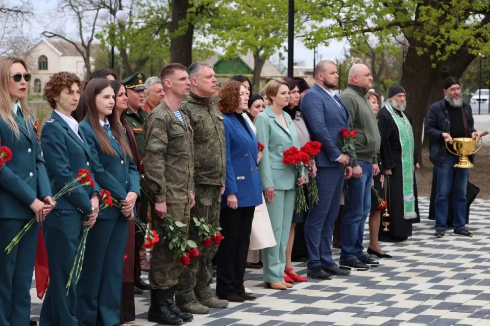 В Запорожской области появился памятник героям СВО В Запорожской области появился памятник героям СВО