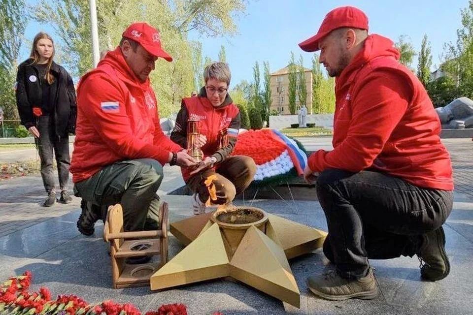 В Запорожскую область прибыла частица огня от могилы Неизвестного солдата