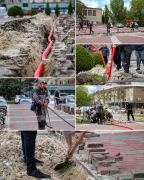 На площади Победы в Мелитополе проложили новый питающий кабель