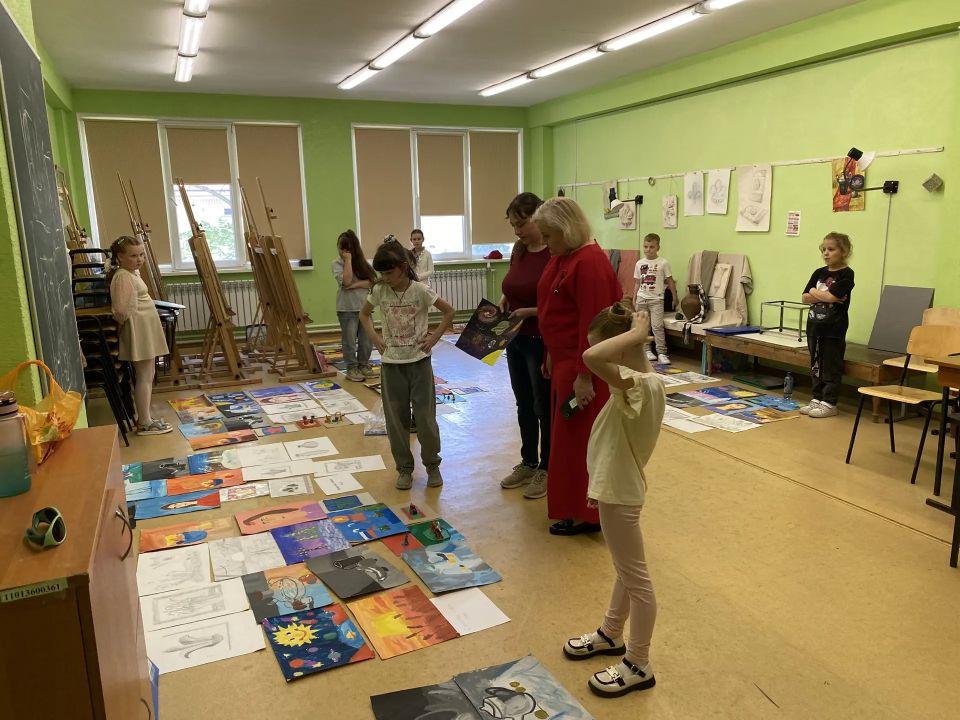 В Мелитопольской детской художественной школе стартовали итоговые просмотры В Мелитопольской детской художественной школе стартовали итоговые просмотры