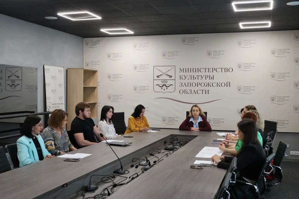 Единство ради будущего наших детей: Запорожская область присоединилась к Всероссийской акции «Большое родительское собрание» Единство ради будущего наших детей: Запорожская область присоединилась к Всероссийской акции «Большое родительское собрание»