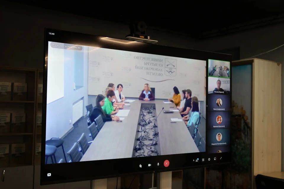 Единство ради будущего наших детей: Запорожская область присоединилась к Всероссийской акции «Большое родительское собрание» Единство ради будущего наших детей: Запорожская область присоединилась к Всероссийской акции «Большое родительское собрание»