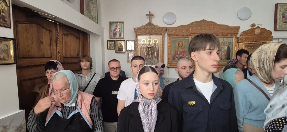 С праздником Святой Троицы! С праздником Святой Троицы!