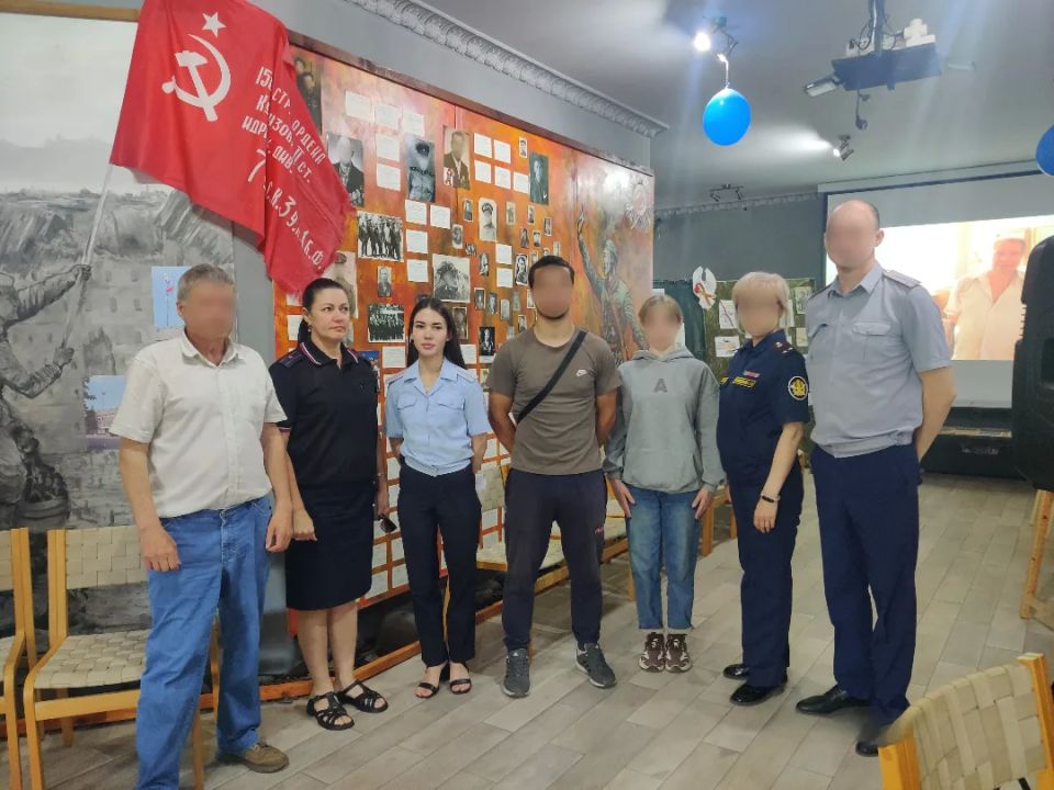 Для несовершеннолетних осужденных в Веселовском районе провели экскурсию в краеведческий музей в рамках акции «Безопасное детство»