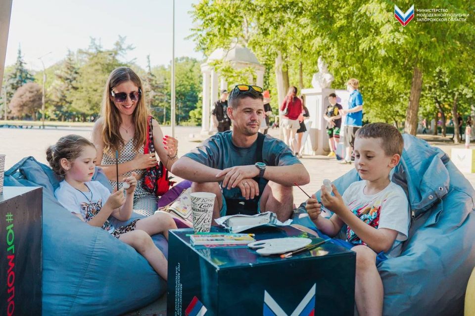 Творчество и добрые дела в сердце города! Творчество и добрые дела в сердце города!
