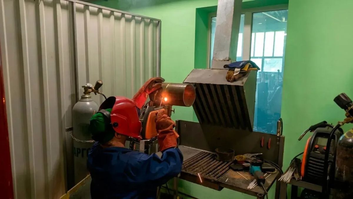 Определён лучший сварщик Запорожской области Определён лучший сварщик Запорожской области
