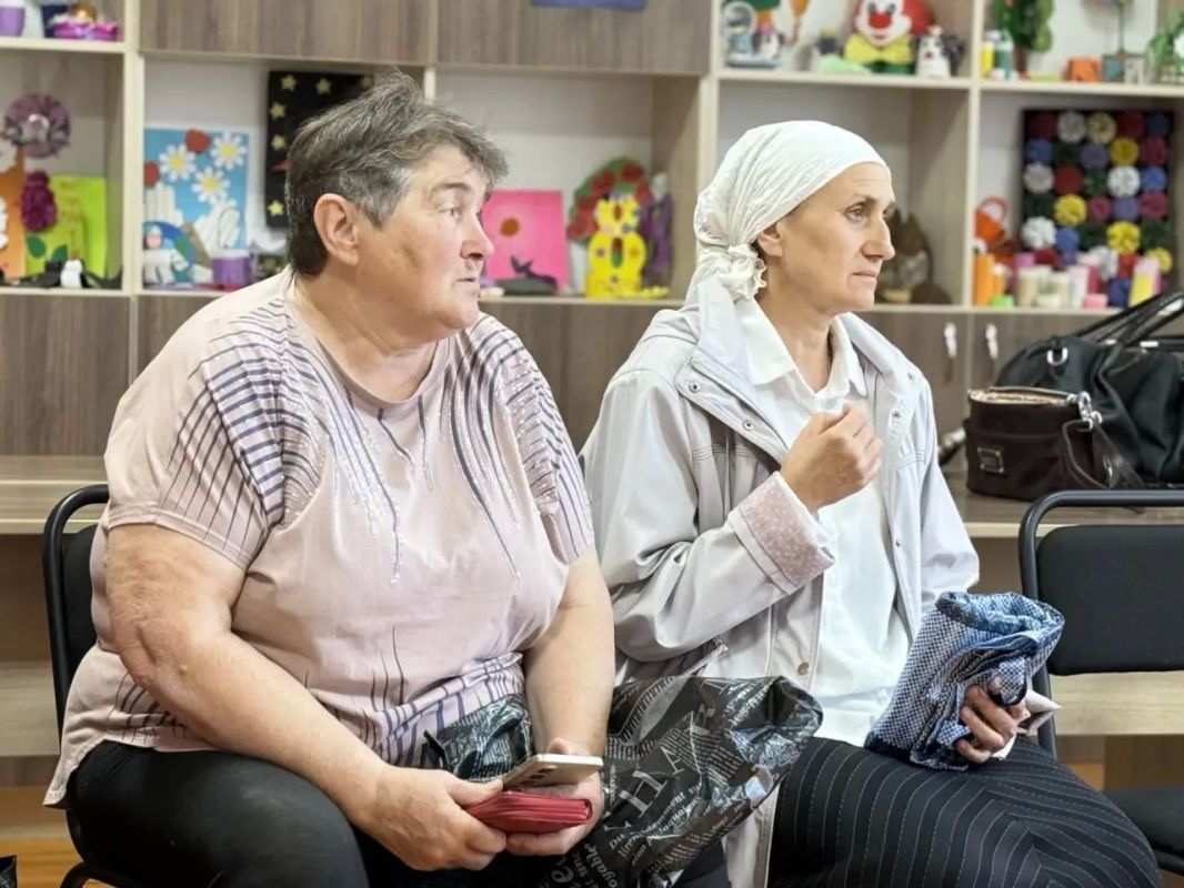 В селе Обильное прошел приём граждан по личным и общественным вопросам В селе Обильное прошел приём граждан по личным и общественным вопросам