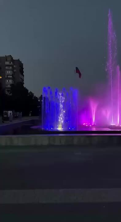 На главной площади в Мелитополе запущен обновлённый фонтан