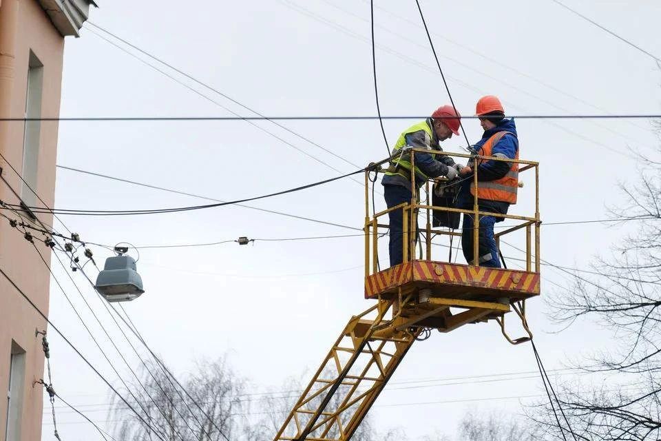 Мелитополь и Энергодар частично остаются без света из-за атак ВСУ