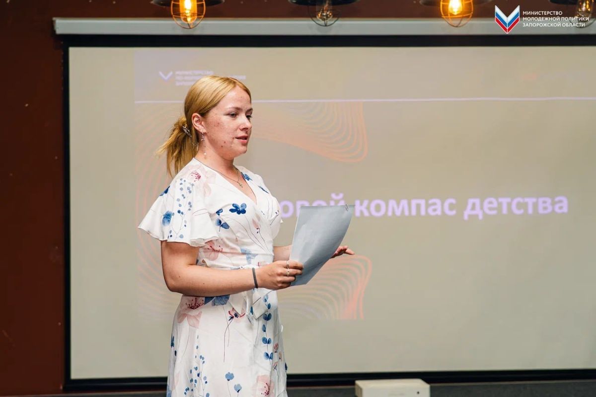 Открытый диалог о важном. «Правовой компас детства» прошел в Мелитополе В рамках Всероссийской недели правовой помощи по вопросам семьи для активистов Центра «Молодая семья» был проведён открытый диалог на тему прав и... Открытый диалог о важном. «Правовой компас детства» прошел в Мелитополе В рамках Всероссийской недели правовой помощи по вопросам семьи для активистов Центра «Молодая семья» был проведён открытый диалог на тему прав и...
