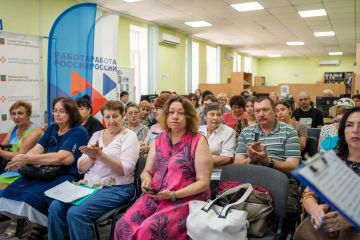 Вакансии для всех. Кадровый центр по городу Мелитополю и Мелитопольскому району организовал и провёл ярмарку трудоустройства