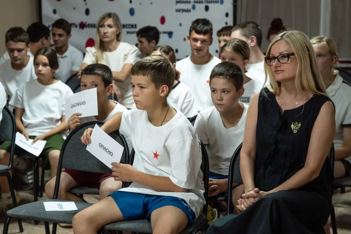 Урок безопасности для воспитанников центра социально-психологической реабилитации провели представители судебной системы региона Урок безопасности для воспитанников центра социально-психологической реабилитации провели представители судебной системы региона