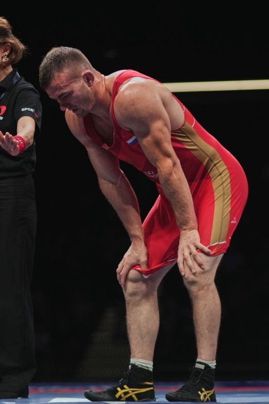Спортсмен Запорожской области Азамат Хадзарагов завоевал серебро на Чемпионате России по вольной борьбе Спортсмен Запорожской области Азамат Хадзарагов завоевал серебро на Чемпионате России по вольной борьбе