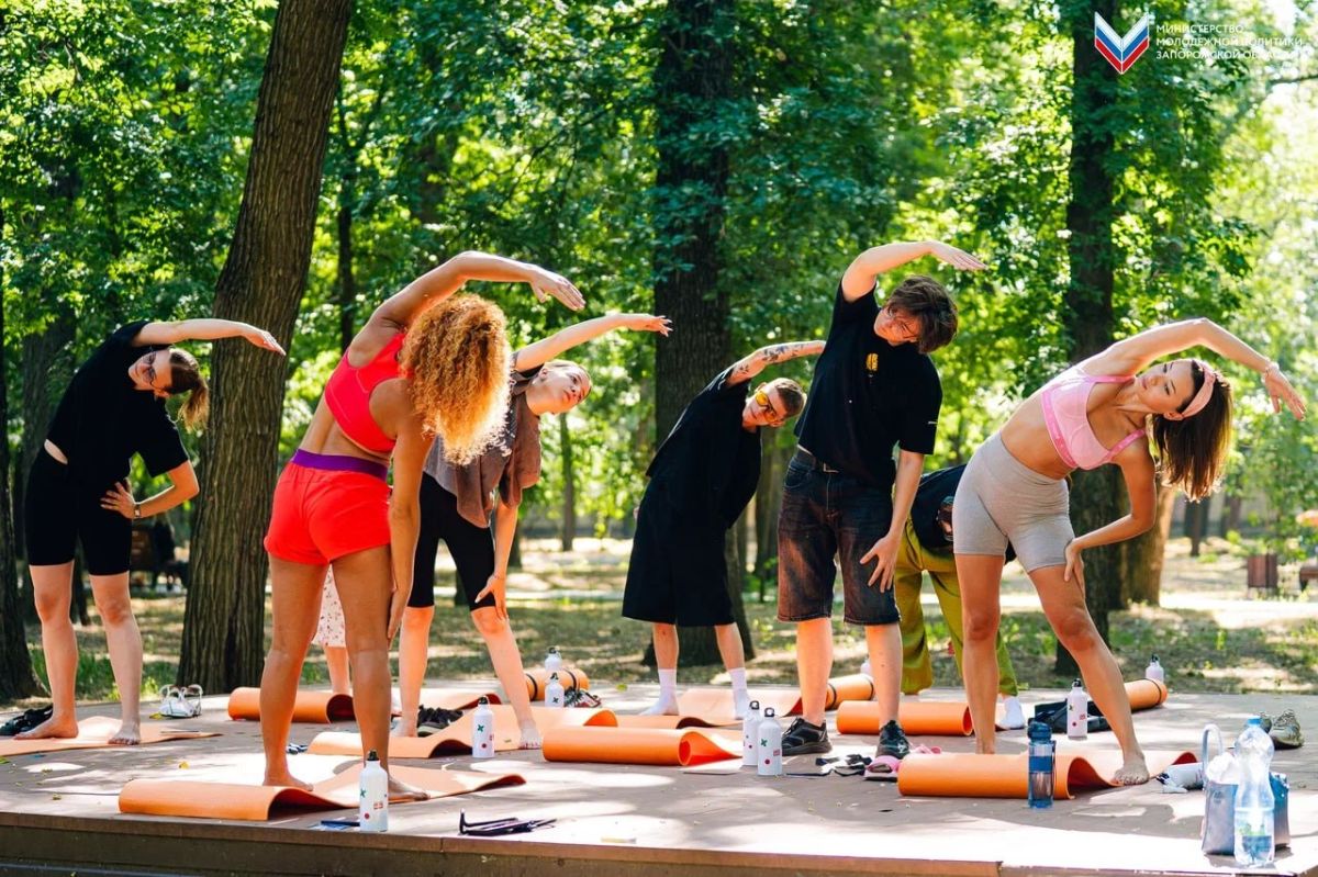 Почему йога — это больше, чем просто гимнастика Почему йога — это больше, чем просто гимнастика