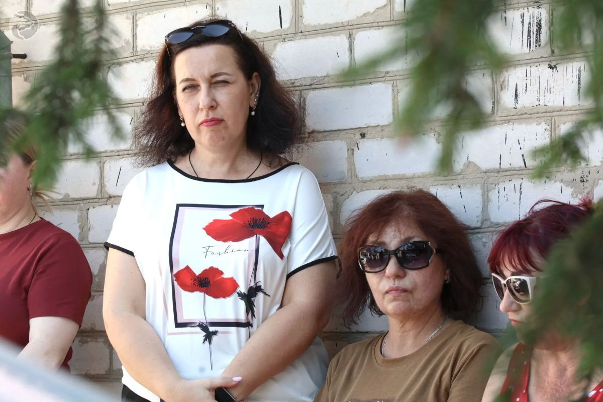 Алексей Тихомиров провёл встречу с жителями Мелитополя Алексей Тихомиров провёл встречу с жителями Мелитополя