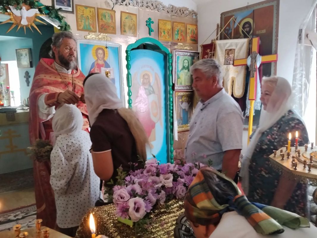 Матвиенко Ирина: Депутаты Мелитопольского городского Совета и представители администрации городского округа Мелитополь посетили праздничные богослужения Матвиенко Ирина: Депутаты Мелитопольского городского Совета и представители администрации городского округа Мелитополь посетили праздничные богослужения