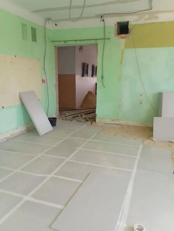 Шефы приступили к замене полов в помещениях Дома культуры Фруктового Шефы приступили к замене полов в помещениях Дома культуры Фруктового