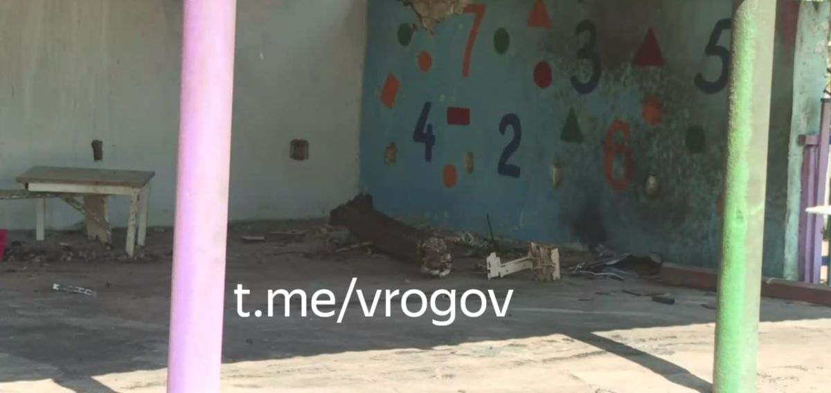 Владимир Рогов: Бандеровцы ударили по детсаду Владимир Рогов: Бандеровцы ударили по детсаду