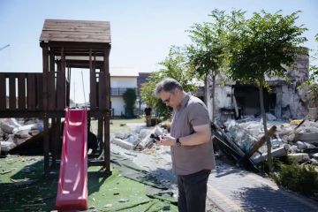 Евгений Балицкий: Запорожскую область с рабочим визитом посетил посол по особым поручениям МИД России по преступлениям киевского режима Родион Мирошник