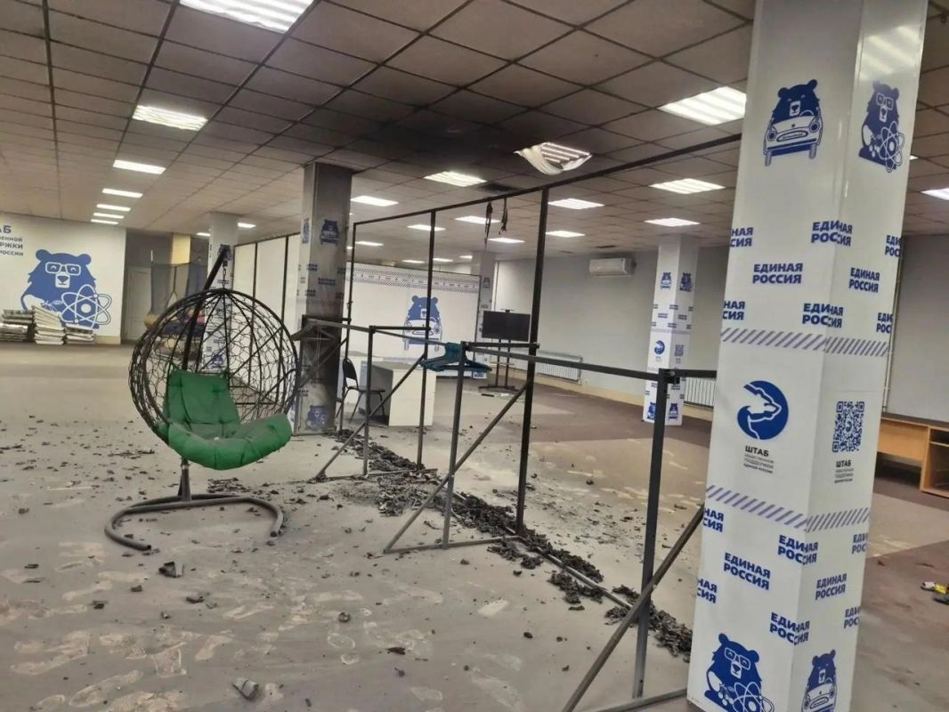 ВСУ ударили по штабу «Единой России» в Мелитополе ВСУ ударили по штабу «Единой России» в Мелитополе