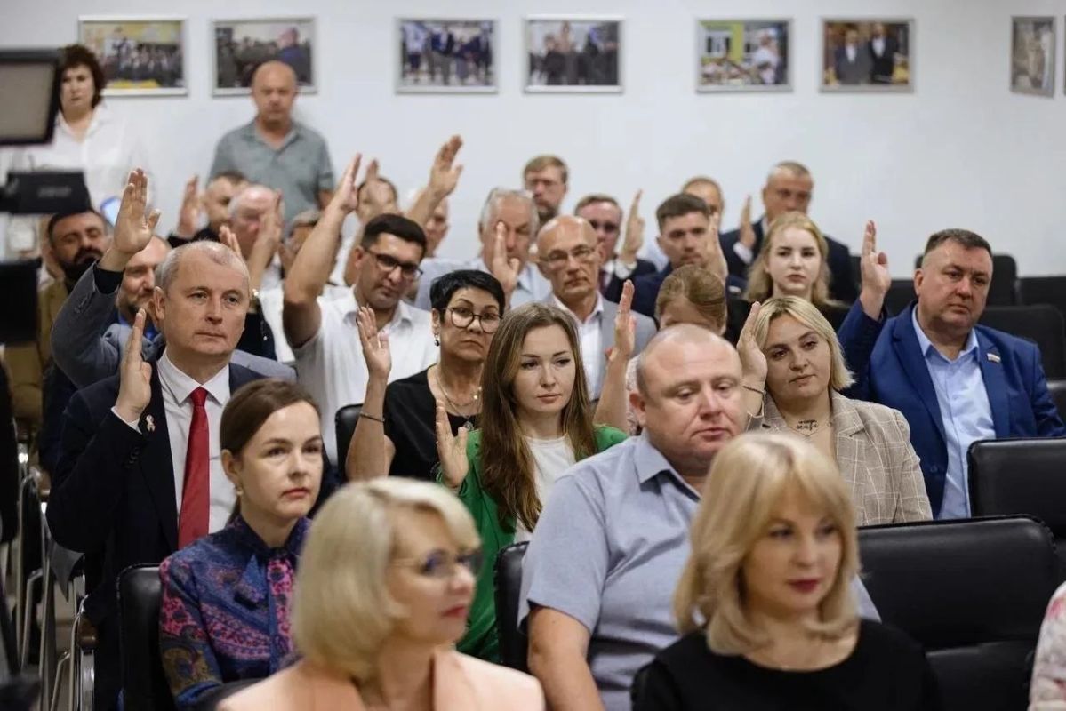 Виктор Емельяненко: Состоялось 67-е заседание Законодательного Собрания Запорожской области Виктор Емельяненко: Состоялось 67-е заседание Законодательного Собрания Запорожской области