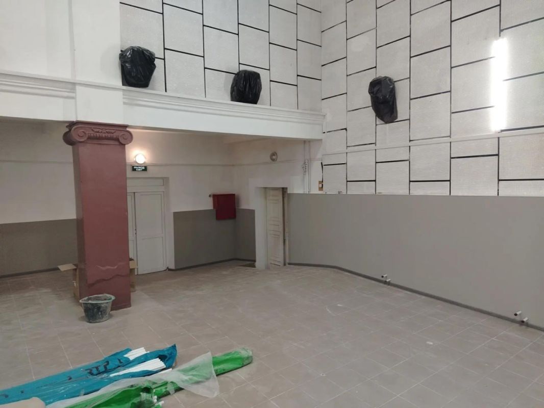 В Новобогдановке шефы обновили зрительный зал Дома культуры В Новобогдановке шефы обновили зрительный зал Дома культуры