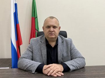 Поздравляем главу администрации Мелитопольского муниципального округа Дмитрия Сергеевича Чувашова с днём рождения!