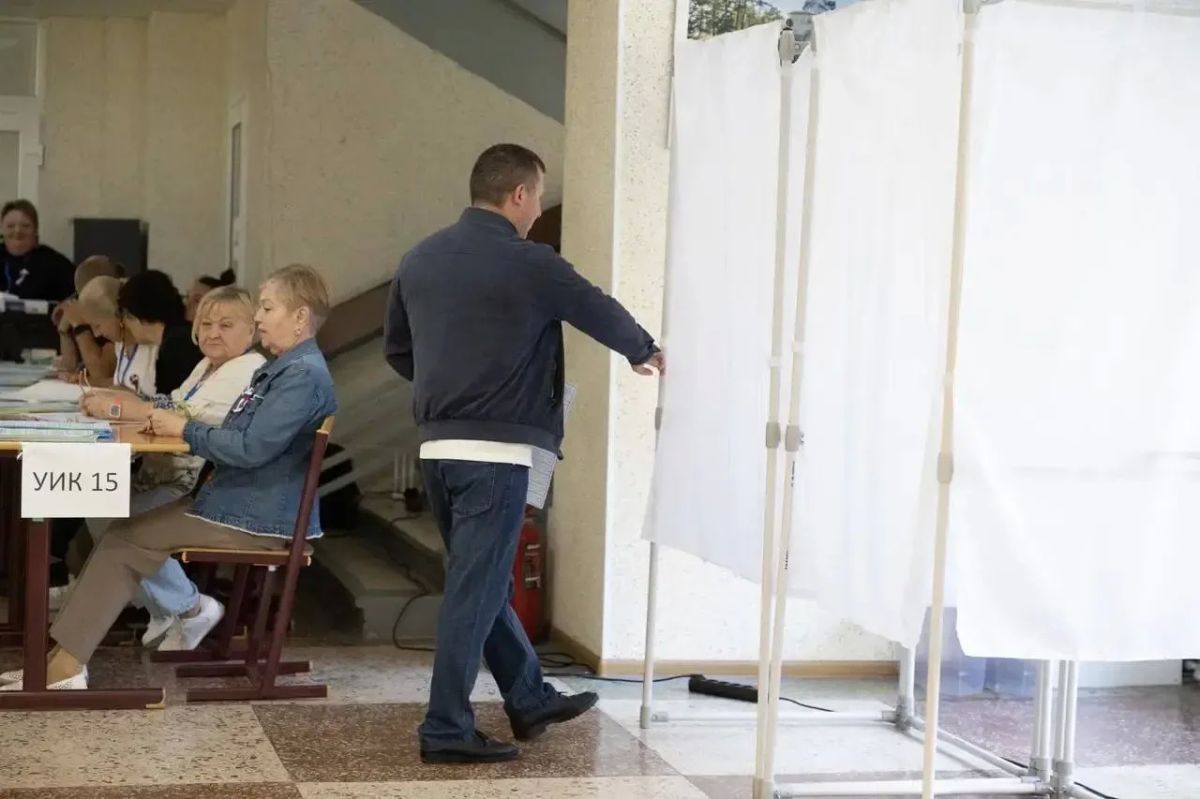 В Запорожской области стартовал основной этап голосования на выборах депутатов Государственной Думы Российской Федерации В Запорожской области стартовал основной этап голосования на выборах депутатов Государственной Думы Российской Федерации