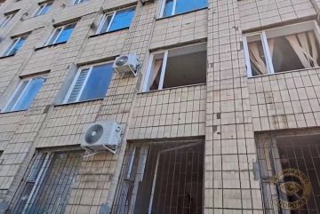 Здание Министерства АПК и продовольственной политики повреждено в результате атаки БпЛА ВСУ на Мелитополь