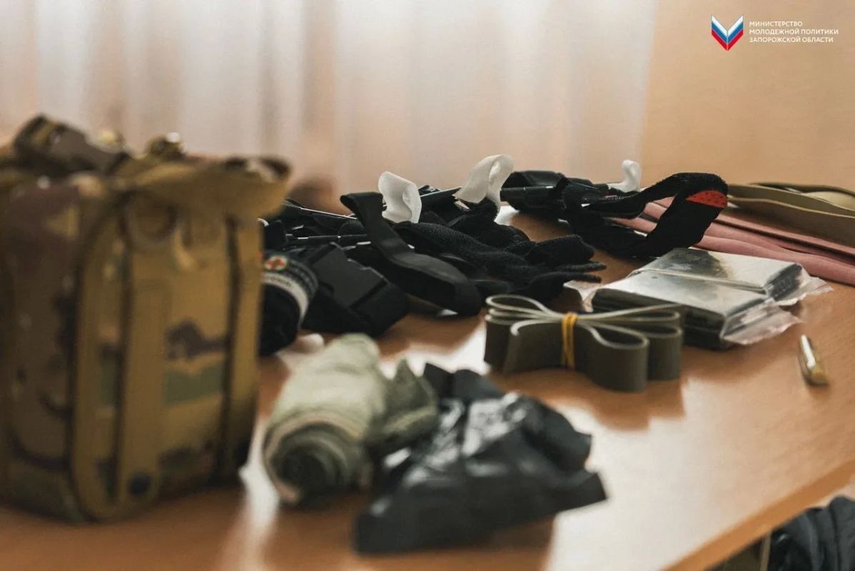 Всероссийская акция «Спасибо, что #МЫВМЕСТЕ», приуроченная к празднованию Дня воссоединения, прошла в Мелитополе Всероссийская акция «Спасибо, что #МЫВМЕСТЕ», приуроченная к празднованию Дня воссоединения, прошла в Мелитополе